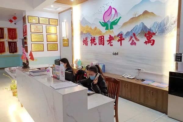 贛州市南康區蟠桃園老年公寓開展疫情防控應急演練